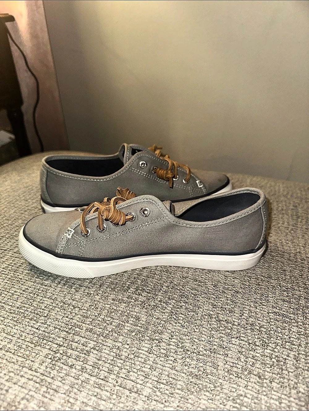 Sperry Crest Vibe Canvas Sneaker Sneakers Gray & White US 6.5 M